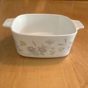 Vintage Corningware White Floral Bakeware Dish 1.5 Liter